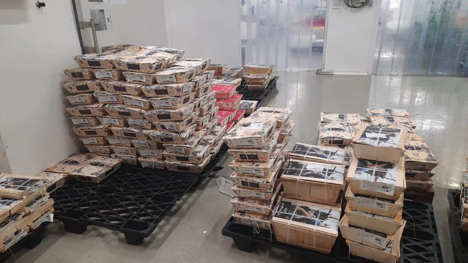 Réception de bourriches d’huîtres de la Famille Boutrais chez Maison Fumesse